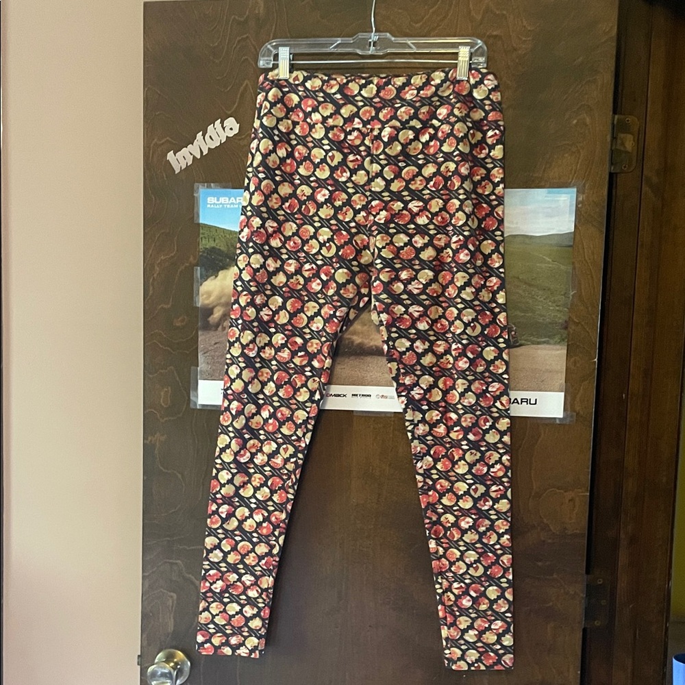 Floral Patterned LuLaRoe T&C Leggings
